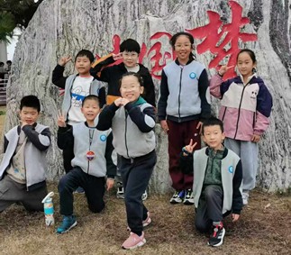 41bd845f2ed64263afb067f5751e0238.jpg 41bd845f2ed64263afb067f5751e0238.jpg