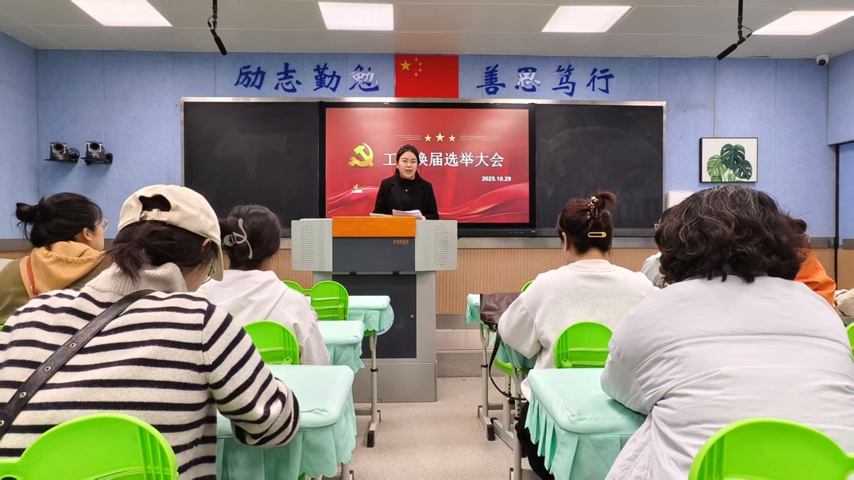 53fb9339481c4e318507d2c5968ed44d.jpg 53fb9339481c4e318507d2c5968ed44d.jpg