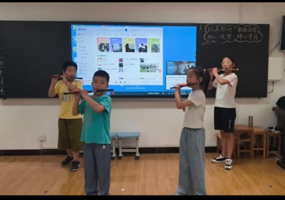 76f4e4d271874db2bff2031b9727517d.jpg 76f4e4d271874db2bff2031b9727517d.jpg