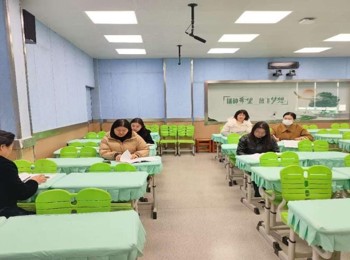 深耕课堂展风采，研思共进促成长